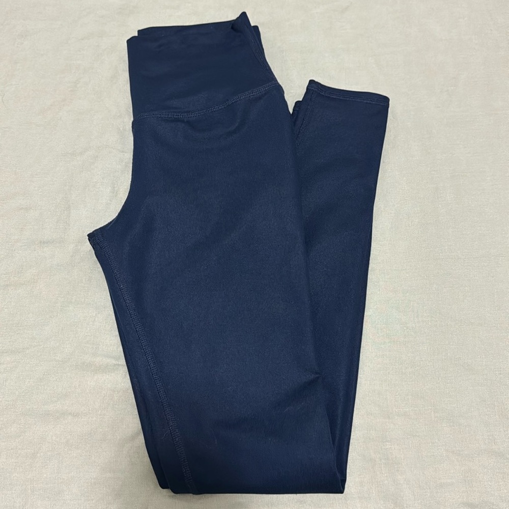 Alo Yoga navy leggings